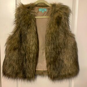 Karlie Faux Fur Vest- Large - NWOT